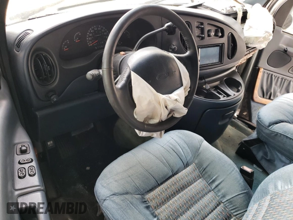 1997 Ford Econoline Commercial z VIN 1FDEE14L8VHB55692, wystawiony jako Copart lot #77627564 z przebiegiem 124 927 mil mil oraz Szkody całkowita. Historia ofert i sprzedaży dostępna na DreamBid. Obrazek 8.
