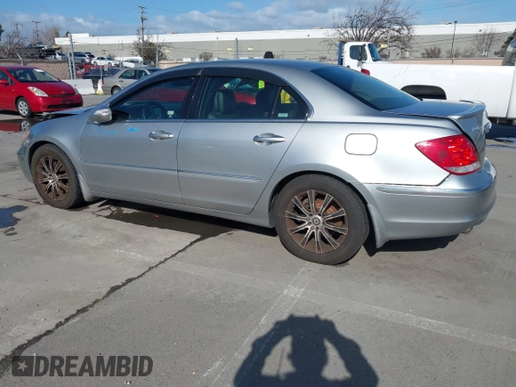 2008 Acura RL Tech Pkg with VIN JH4KB16688C004696, listed as a IAAI auction lot 41593381 with 259,544 mi miles. Bid and sale history available at carsss.com. Image 3.