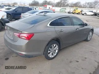 2020 Chevrolet Malibu LT with VIN 1G1ZD5ST4LF023811, listed as a IAAI auction lot 41660983 with 72,943 mi miles and . Bid and sale history available at DreamBid. Image 4.