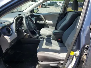 2013 Toyota RAV4 LE z VIN 2T3BFREV0DW040421, wystawiony jako Copart lot #55783735 z przebiegiem 112 948 mil mil oraz Szkoda całkowita • Salvage title. Historia ofert i sprzedaży dostępna na DreamBid. Obrazek 7.