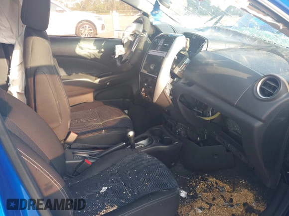 2015 Nissan Note SV z VIN 3N1CE2CP6FL378907, wystawiony jako IAAI lot #42338824 z przebiegiem 83 621 mil mil oraz . Historia ofert i sprzedaży dostępna na DreamBid. Obrazek 5.
