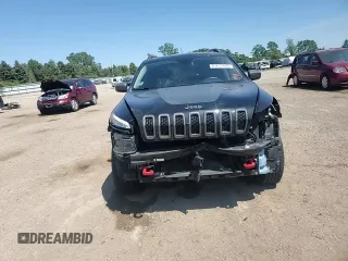 2016 Jeep Cherokee Trailhawk with VIN 1C4PJMBS5GW179046, listed as a Copart auction lot 61677425 with 88,694 mi miles and Salvage title. Bid and sale history available at DreamBid. Image 13.