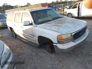 2005 GMC Yukon XL SLT with VIN 1GKEC16Z75J100207, listed as a IAAI auction lot 41460370 with 1 mi miles. Bid and sale history available at carsss.com. Image 1.