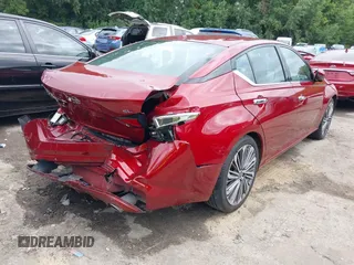2023 Nissan Altima SL with VIN 1N4BL4EV6PN335147, listed as a IAAI auction lot 40036724 with 31,912 mi miles and . Bid and sale history available at DreamBid. Image 4.