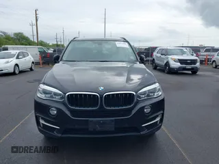 2014 BMW X5 xDrive35i z VIN 5UXKR0C51E0K50875, wystawiony jako IAAI lot #41807040 z przebiegiem 59 967 mil mil oraz . Historia ofert i sprzedaży dostępna na DreamBid. Obrazek 12.