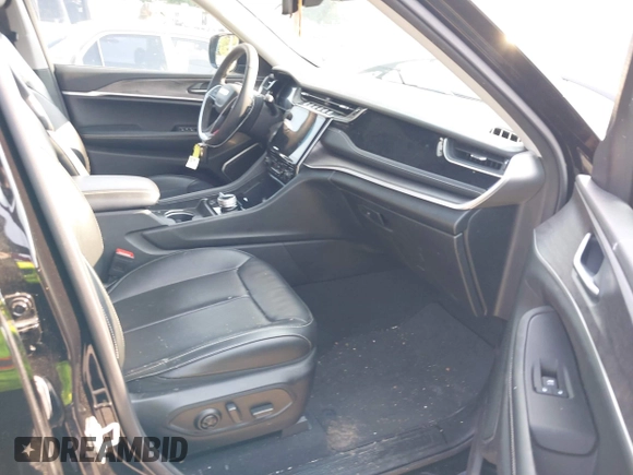 2023 Jeep Grand Cherokee 30th Anniversary с VIN 1C4RJYB6XP8913834, выставлен на аукционе IAAI как лот 42544377 с пробегом 25 098 миль миль и . История ставок и продаж доступна на DreamBid. Изображение 5.