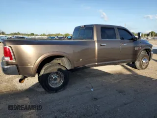 2018 Ram 3500 Laramie Longhorn z VIN 3C63RRKLXJG239218, wystawiony jako Copart lot #79291804 z przebiegiem 149 384 mil mil oraz Szkoda całkowita • Salvage title. Historia ofert i sprzedaży dostępna na DreamBid. Obrazek 3.