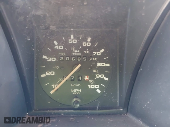 1987 Volkswagen Vanagon with VIN WV2YB0252HG069458, listed as a IAAI auction lot 41945327 with Not Provided miles and . Bid and sale history available at DreamBid. Image 7.