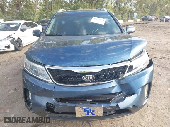 2014 Kia Sorento LX with VIN 5XYKT4A6XEG510139, listed as a IAAI auction lot 40438670 with 155,854 mi miles. Bid and sale history available at carsss.com. Image 12.