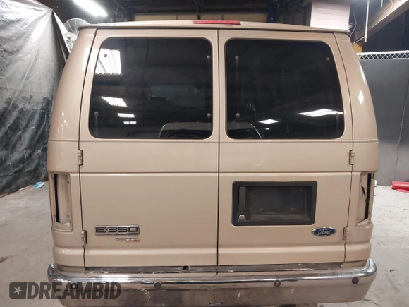 2008 Ford Econoline Passenger XL with VIN 1FBNE31L88DA50347, listed as a IAAI auction lot 41153602 with Not Provided miles. Bid and sale history available at carsss.com. Image 15.