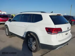 2019 Volkswagen Atlas 3.6L V6 SE w/Technology with VIN 1V2WR2CA9KC532816, listed as a IAAI auction lot 41196226 with 84,686 mi miles. Bid and sale history available at carsss.com. Image 3.
