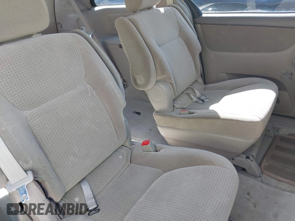 2006 Toyota Sienna LE with VIN 5TDBA23C66S071703, listed as a IAAI auction lot 42094221 with 146,607 mi miles. Bid and sale history available at carsss.com. Image 8.
