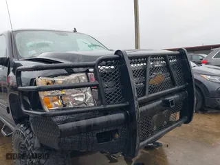 2013 Chevrolet Silverado 2500HD LT with VIN 1GC1KXCG7DF151954, listed as a IAAI auction lot 41909133 with 189,939 mi miles. Bid and sale history available at carsss.com. Image 6.