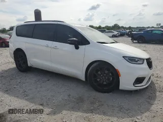 2024 Chrysler Pacifica Touring L with VIN 2C4RC1BG2RR116768, listed as a Copart auction lot 54598075 with 12,054 mi miles and Salvage title. Bid and sale history available at DreamBid. Image 4.