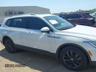 2022 Volkswagen Tiguan SE with VIN 3VV3B7AX7NM032705, listed as a IAAI auction lot 41987713 with 34,010 mi miles and . Bid and sale history available at DreamBid. Image 13.