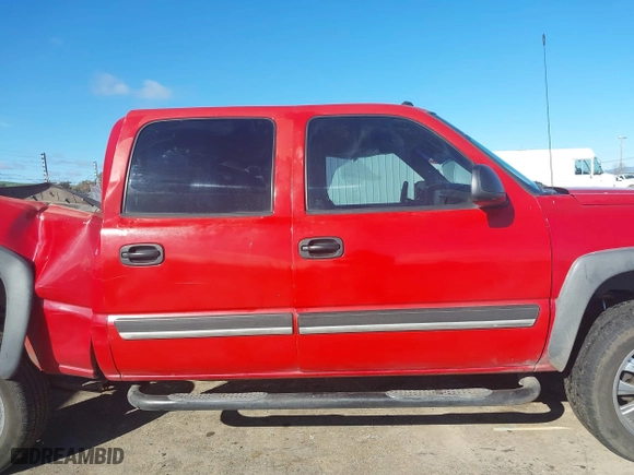 2005 Chevrolet Silverado 1500 LS with VIN 2GCEK13T251264604, listed as a IAAI auction lot 41742967 with 236,070 mi miles. Bid and sale history available at carsss.com. Image 13.