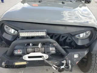 2020 Jeep Wrangler Unlimited Sport S with VIN 1C4HJXDN4LW344401, listed as a Copart auction lot 58404885 with 68,074 mi miles and Salvage title. Bid and sale history available at DreamBid. Image 12.