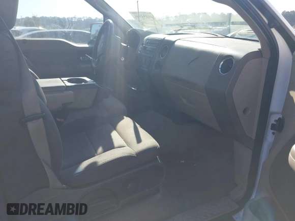 2005 Ford F-150 STX with VIN 1FTRX12W75NB89587, listed as a IAAI auction lot 41834540 with 326,100 mi miles. Bid and sale history available at carsss.com. Image 5.