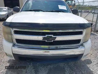 2008 Chevrolet Silverado 1500 with VIN 3GCEC13Y18G194470, listed as a IAAI auction lot 42175368 with 316,159 mi miles and . Bid and sale history available at DreamBid. Image 12.