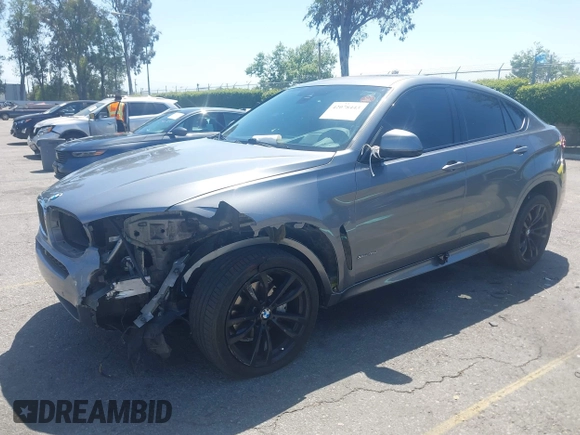 2018 BMW X6 xDrive35i z VIN 5UXKU2C51J0X50913, wystawiony jako IAAI lot #42078443 z przebiegiem Nie podano mil oraz . Historia ofert i sprzedaży dostępna na DreamBid. Obrazek 16.