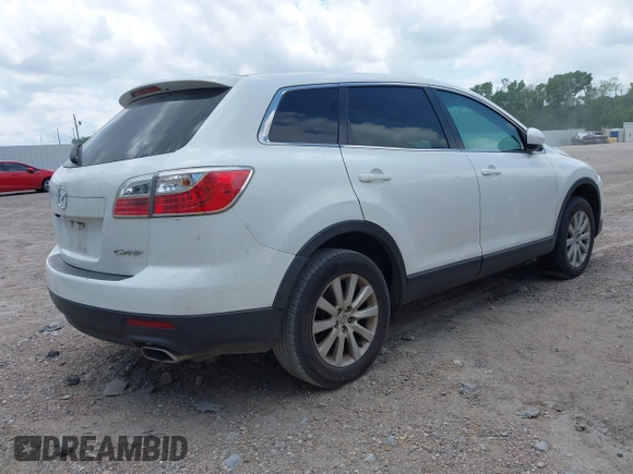 2010 Mazda CX-9 Sport with VIN JM3TB2MA7A0201036, listed as a IAAI auction lot 42053421 with 192,833 mi miles. Bid and sale history available at carsss.com. Image 4.