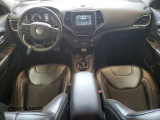 2019 Jeep Cherokee Altitude с VIN 1C4PJMLX0KD367701, выставлен на аукционе Copart как лот 55210775 с пробегом 64 079 миль миль и Списание • Salvage title. История ставок и продаж доступна на DreamBid. Изображение 8.