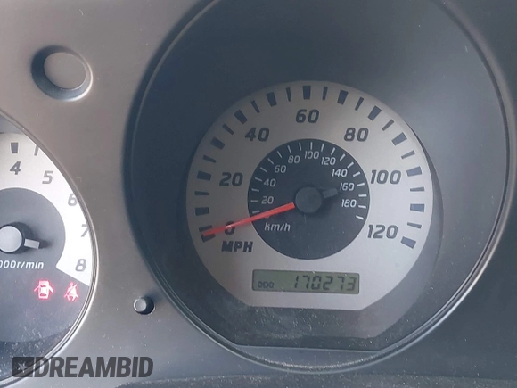 2004 Nissan Xterra XE z VIN 5N1ED28T84C670240, wystawiony jako IAAI lot #42217959 z przebiegiem 170 273 mil mil oraz . Historia ofert i sprzedaży dostępna na DreamBid. Obrazek 7.