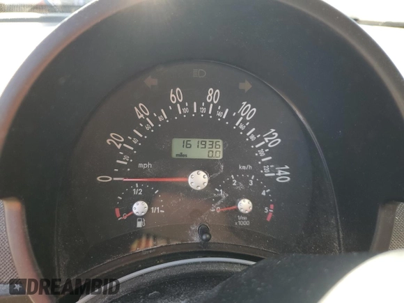 2004 Volkswagen New Beetle Coupe GLS with VIN 3VWCR31C94M419400, listed as a Copart auction lot 81770214 with 161,936 mi miles and Salvage Title. Bid and sale history available at carsss.com. Image 9.