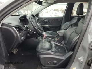 2020 Jeep Cherokee Limited with VIN 1C4PJMDN4LD564756, listed as a Copart auction lot 42547385 with 44,470 mi miles and Non repairable. Bid and sale history available at DreamBid. Image 7.