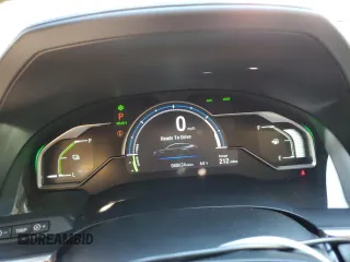 2018 Honda Clarity Plug-In Hybrid with VIN JHMZC5F19JC020788, listed as a Copart auction lot 82557374 with 80,634 mi miles and Salvage Title. Bid and sale history available at carsss.com. Image 9.