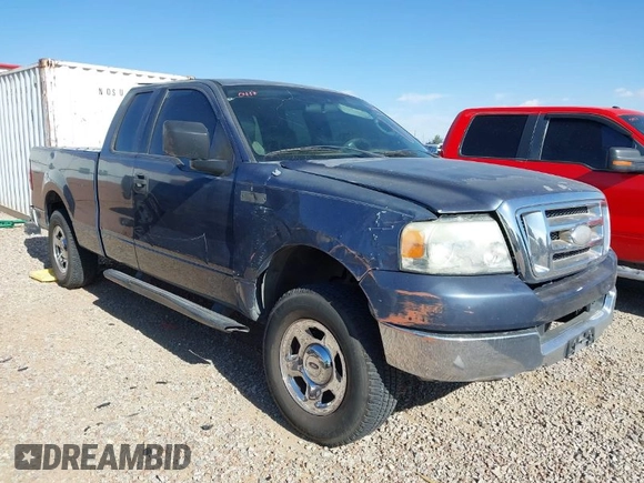 2004 Ford F-150 STX with VIN 1FTRX12W04NB12848, listed as a IAAI auction lot 42000588 with 109,401 mi miles. Bid and sale history available at carsss.com. Image 1.