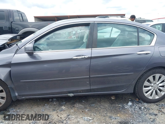 2015 Honda Accord EX-L with VIN 1HGCR2F82FA272839, listed as a IAAI auction lot 42470261 with 130,845 mi miles and . Bid and sale history available at DreamBid. Image 14.