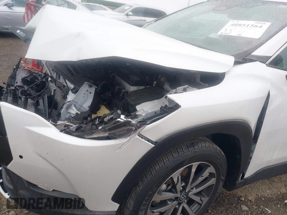 2023 Toyota Corolla Cross XLE с VIN 7MUDAAAG5PV062216, выставлен на аукционе IAAI как лот 40851564 с пробегом 21 120 миль миль и . История ставок и продаж доступна на DreamBid. Изображение 18.