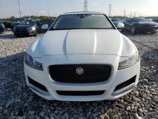 2016 Jaguar XF 35t Premium with VIN SAJBD4BV2GCY14433, listed as a Copart auction lot 72264074 with 69,870 mi miles and Non Repairable. Bid and sale history available at carsss.com. Image 5.