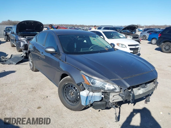 2020 Nissan Altima S with VIN 1N4BL4BV0LC258253, listed as a IAAI auction lot 41735757 with 97,561 mi miles and . Bid and sale history available at carsss.com. Image 1.