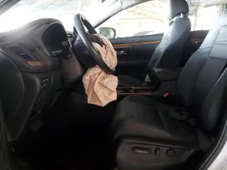 2022 Honda CR-V Touring z VIN 5J6RT6H90NL053771, wystawiony jako Copart lot #51276025 z przebiegiem Nie podano mil oraz Szkoda całkowita • Salvage title. Historia ofert i sprzedaży dostępna na DreamBid. Obrazek 7.