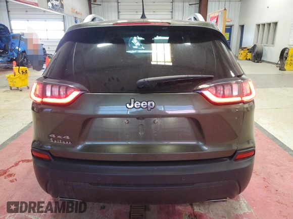 2020 Jeep Cherokee Altitude z VIN 1C4PJMLX0LD647894, wystawiony jako Copart lot #51682485 z przebiegiem 55 870 mil mil oraz Szkoda całkowita • Salvage title. Historia ofert i sprzedaży dostępna na DreamBid. Obrazek 6.