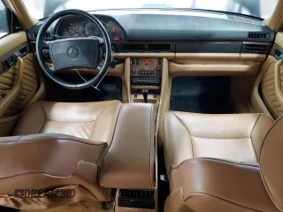 1991 Mercedes-Benz 560 с VIN WDBCA39EXMA586344, выставлен на аукционе Copart как лот 58810325 с пробегом 225 117 миль миль и Чистый • Clean title. История ставок и продаж доступна на DreamBid. Изображение 8.