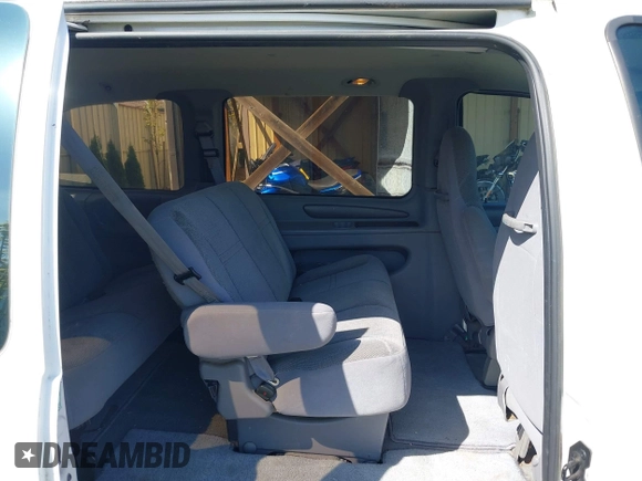 1997 Ford Windstar GL with VIN 2FMDA5144VBD18721, listed as a IAAI auction lot 42041024 with 180,992 mi miles and . Bid and sale history available at carsss.com. Image 8.