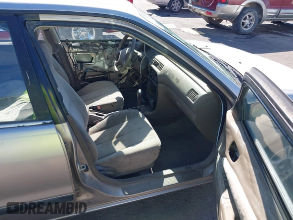 1998 Chevrolet Prizm Lsi with VIN 1Y1SK5288WZ410595, listed as a IAAI auction lot 42159012 with 181,762 mi miles and . Bid and sale history available at DreamBid. Image 5.