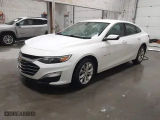 2019 Chevrolet Malibu LT with VIN 1G1ZD5ST8KF196424, listed as a IAAI auction lot 41181038 with 116,735 mi miles. Bid and sale history available at carsss.com. Image 17.