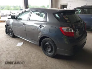 2010 Toyota Matrix S z VIN 2T1KE4EEXAC036565, wystawiony jako IAAI lot #42459351 z przebiegiem 182 150 mil mil oraz . Historia ofert i sprzedaży dostępna na DreamBid. Obrazek 3.