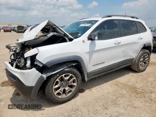 2020 Jeep Cherokee Trailhawk с VIN 1C4PJMBN0LD553823, выставлен на аукционе Copart как лот 59796745 с пробегом 101 916 миль миль и Списание • Salvage title. История ставок и продаж доступна на DreamBid. Изображение 1.