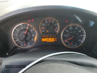 2011 Nissan Titan SL z VIN 1N6AA0EC9BN309098, wystawiony jako Copart lot #59390575 z przebiegiem 226 228 mil mil oraz Nie do naprawy • Non repairable. Historia ofert i sprzedaży dostępna na DreamBid. Obrazek 9.