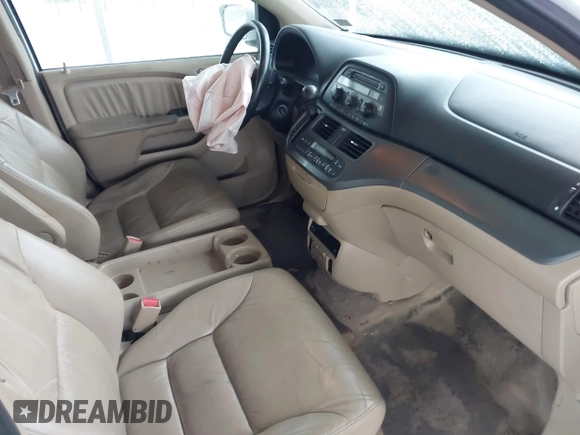 2007 Honda Odyssey EX-L z VIN 5FNRL38717B400727, wystawiony jako IAAI lot #42247147 z przebiegiem 199 430 mil mil oraz . Historia ofert i sprzedaży dostępna na DreamBid. Obrazek 5.