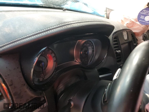 2020 Chrysler 300 S z VIN 2C3CCABT3LH222084, wystawiony jako Copart lot #85189304 z przebiegiem Nie podano mil oraz Szkody całkowita. Historia ofert i sprzedaży dostępna na DreamBid. Obrazek 9.