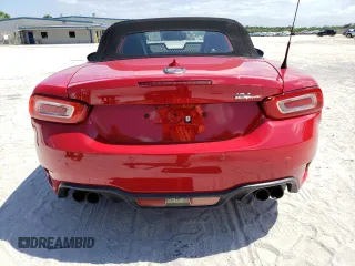 2018 FIAT 124 Spider Abarth z VIN JC1NFAEK8J0134483, wystawiony jako Copart lot #60826924 z przebiegiem 44 431 mil mil oraz Szkody całkowita. Historia ofert i sprzedaży dostępna na DreamBid. Obrazek 6.