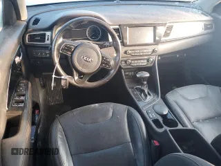 2019 Kia Niro Touring with VIN KNDCE3LC5K5235117, listed as a Copart auction lot 82282574 with 81,362 mi miles and Salvage Title. Bid and sale history available at carsss.com. Image 8.