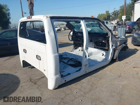 2005 Ford F-350 с VIN 1FDSW34P05EC95736, выставлен на аукционе IAAI как лот 41988078 с пробегом Не указан миль и . История ставок и продаж доступна на DreamBid. Изображение 4.