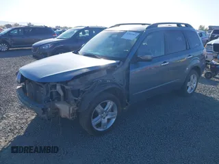 2010 Subaru Forester X Limited с VIN JF2SH6DC4AH786351, выставлен на аукционе IAAI как лот 42041464 с пробегом 271 382 миль миль и . История ставок и продаж доступна на DreamBid. Изображение 2.